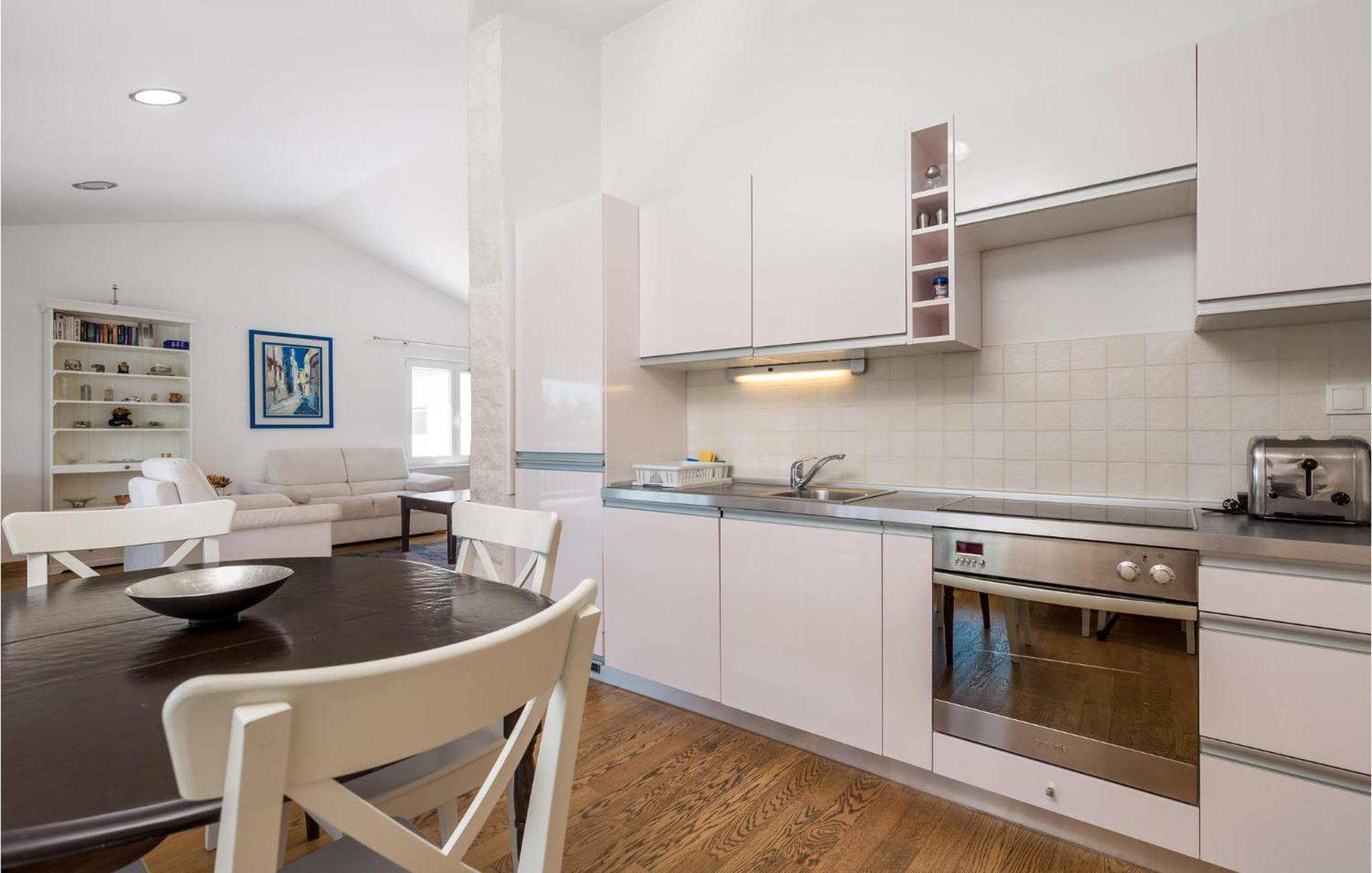 Nice Home In Krk With Kitchen Krk Town Exteriér fotografie